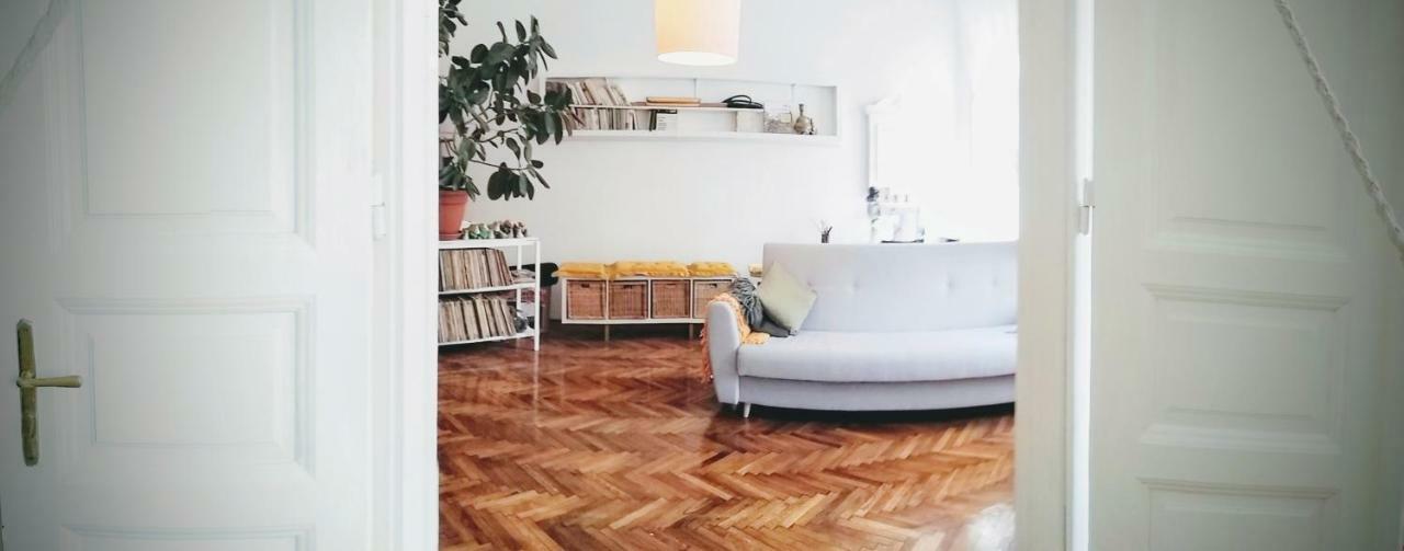 Jolie Apartment In Historical Center Budapest Bagian luar foto