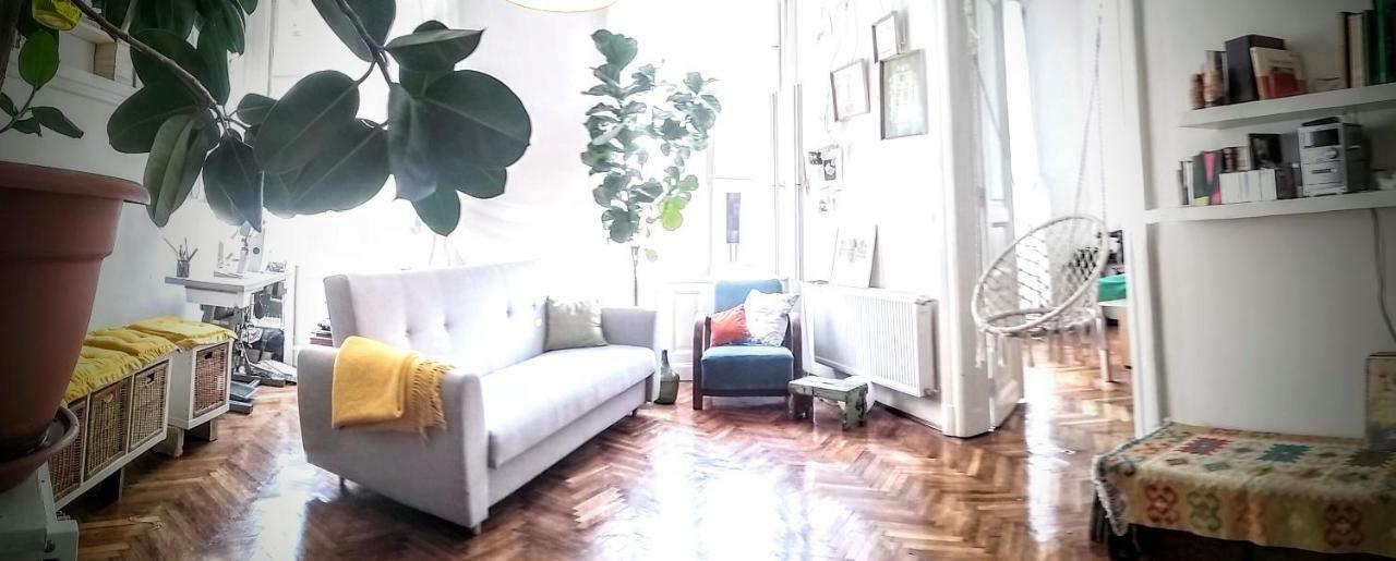 Jolie Apartment In Historical Center Budapest Bagian luar foto
